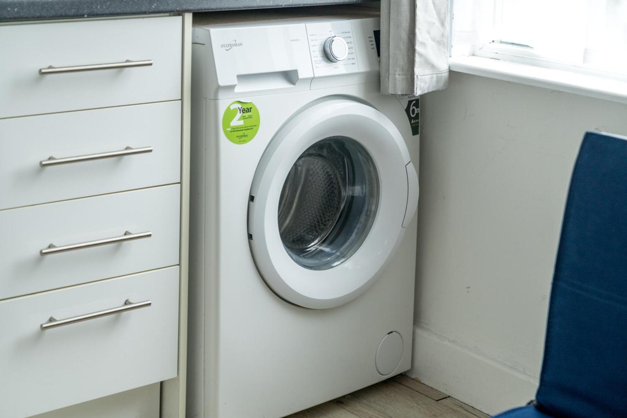 Modern 2 Bed East London Home By Rebby Properties Sleeps 5 Near Canning Town Station 외부 사진