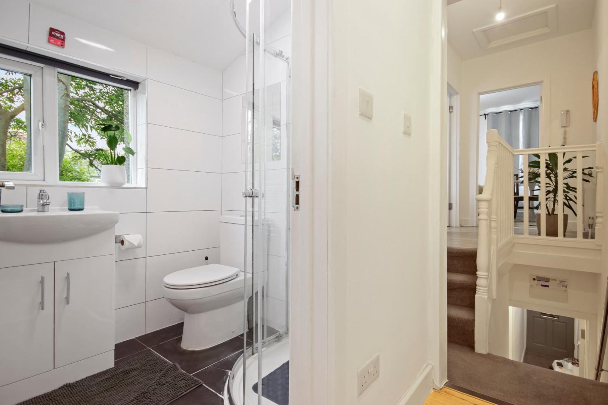 Modern 2 Bed East London Home By Rebby Properties Sleeps 5 Near Canning Town Station 외부 사진